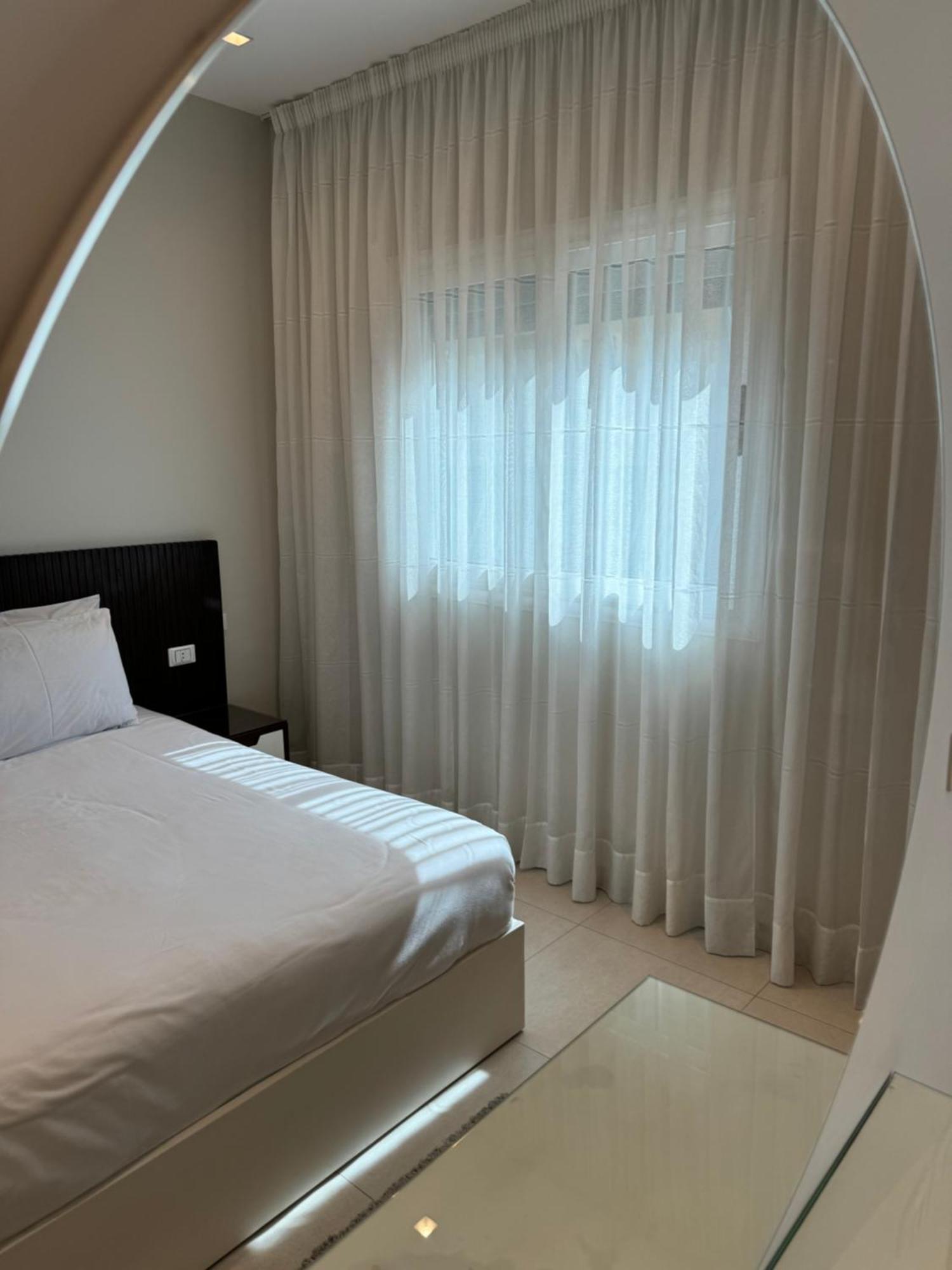 Aparthotel Elegance Tower Giza Esterno foto